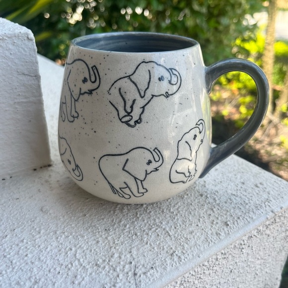 Meritage Elephant Patterned Ceramic Mug - Picture 8 of 10
